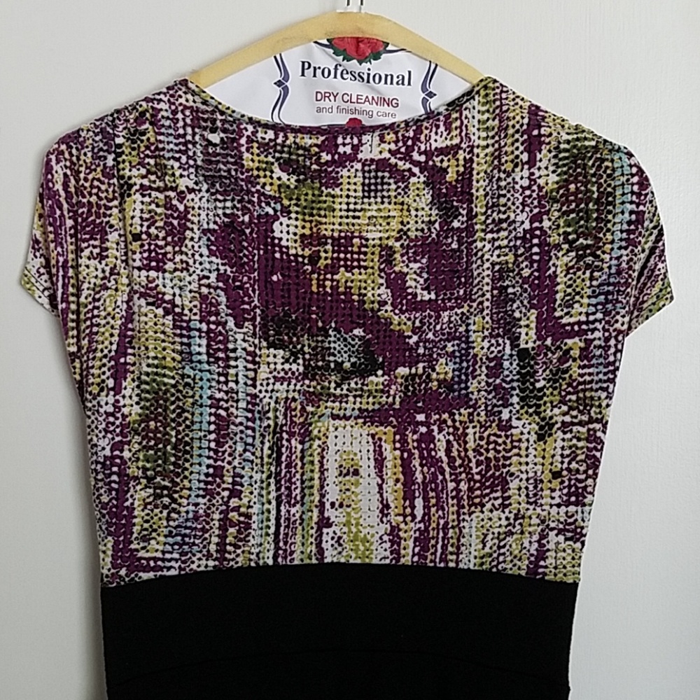 Dress - Picture 5 of 5